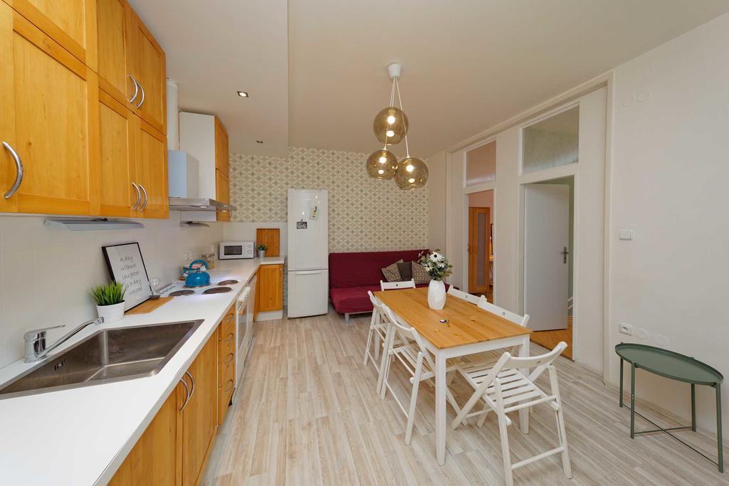 Apartments Ve Smeckach 27 プラハ エクステリア 写真